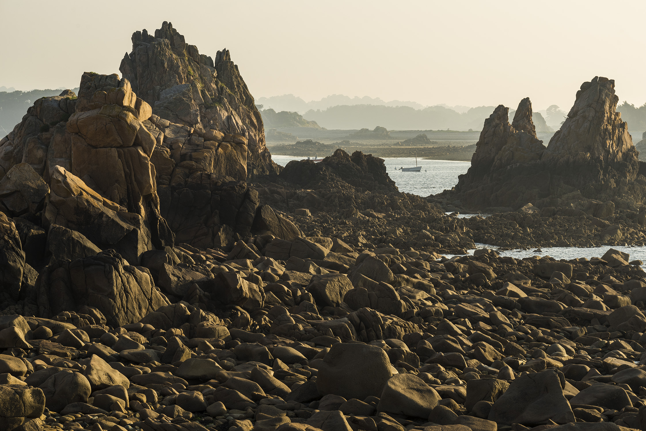 Pobřeží růžové žuly, Bretaň / Pink Granite Coast, Brittany